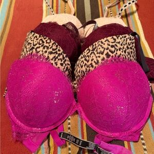 Victoria Secret - very sexy bra - lot of 4 - multiple colors